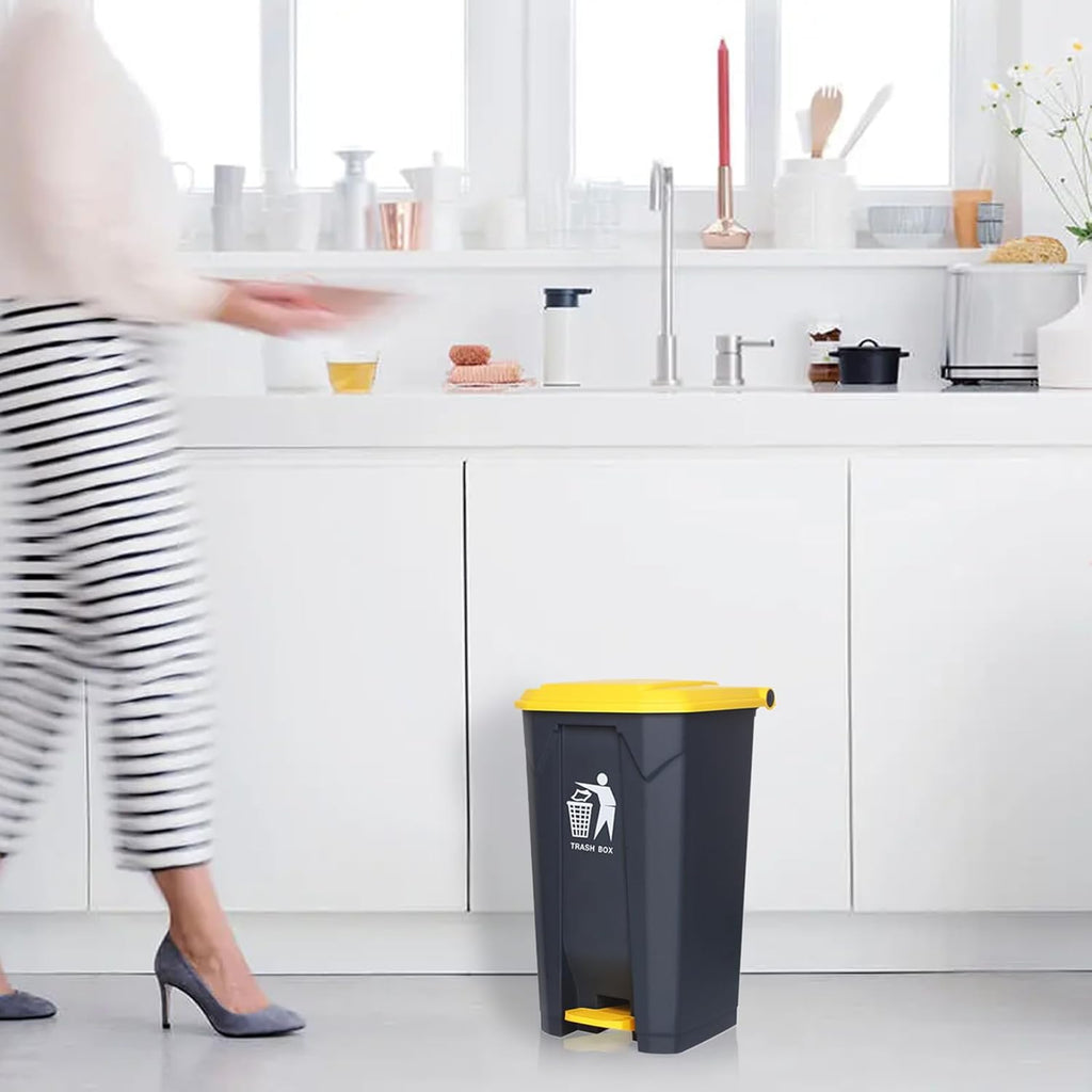 20L Step On-Pedal Dust Bin – Leakproof Trash Can with Lid & Handle, Hygienic & Durable for Home & Office