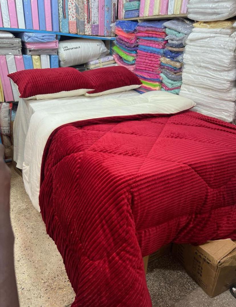 4-Piece Duvet Bed Cover Set | Includes Duvet, Sheet & 2 Pillowcases