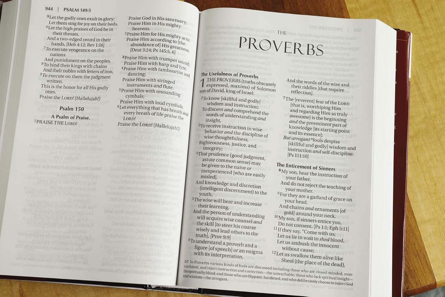 Amplified Bible Large Print Edition | Updated Version with Enhanced Understanding | 12-Point Type, Ribbon Marker, Presentation Page | Easy-to-Read Study Bible
