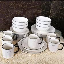 Concise 24-Piece Ceramic Dinnerware Set – Modern Elegance for Everyday Dining