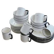 Concise 24-Piece Ceramic Dinnerware Set – Modern Elegance for Everyday Dining
