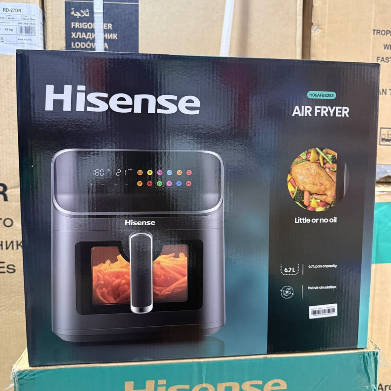 Hisense H06AFBS2S3 6.7L Digital Air Fryer 1350W LED Touch Control 10 Presets Rapid Air Technology Matte Black