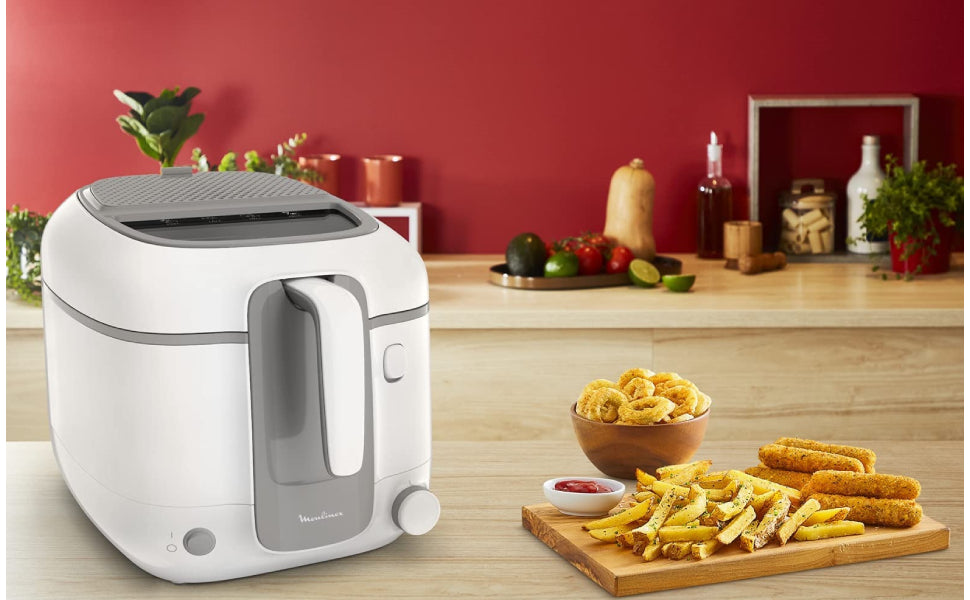 Moulinex Super Uno Deep Fryer – 2.2L Capacity | Crispy, Mess-Free Frying Made Easy!