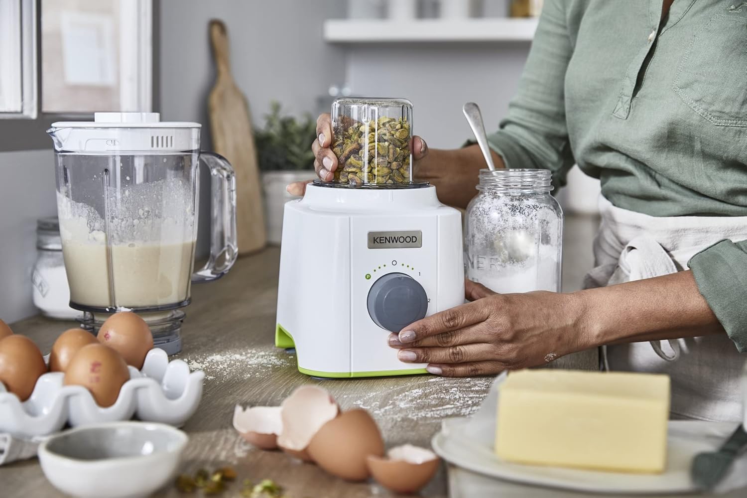Kenwood BLP41.C0WH 650W Blender + 2L Plastic Jug & Multi Mill.