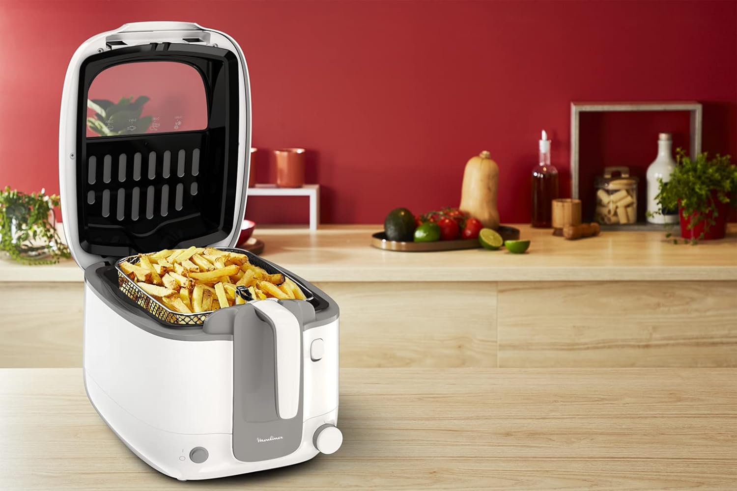 Moulinex Super Uno Deep Fryer – 2.2L Capacity | Crispy, Mess-Free Frying Made Easy!