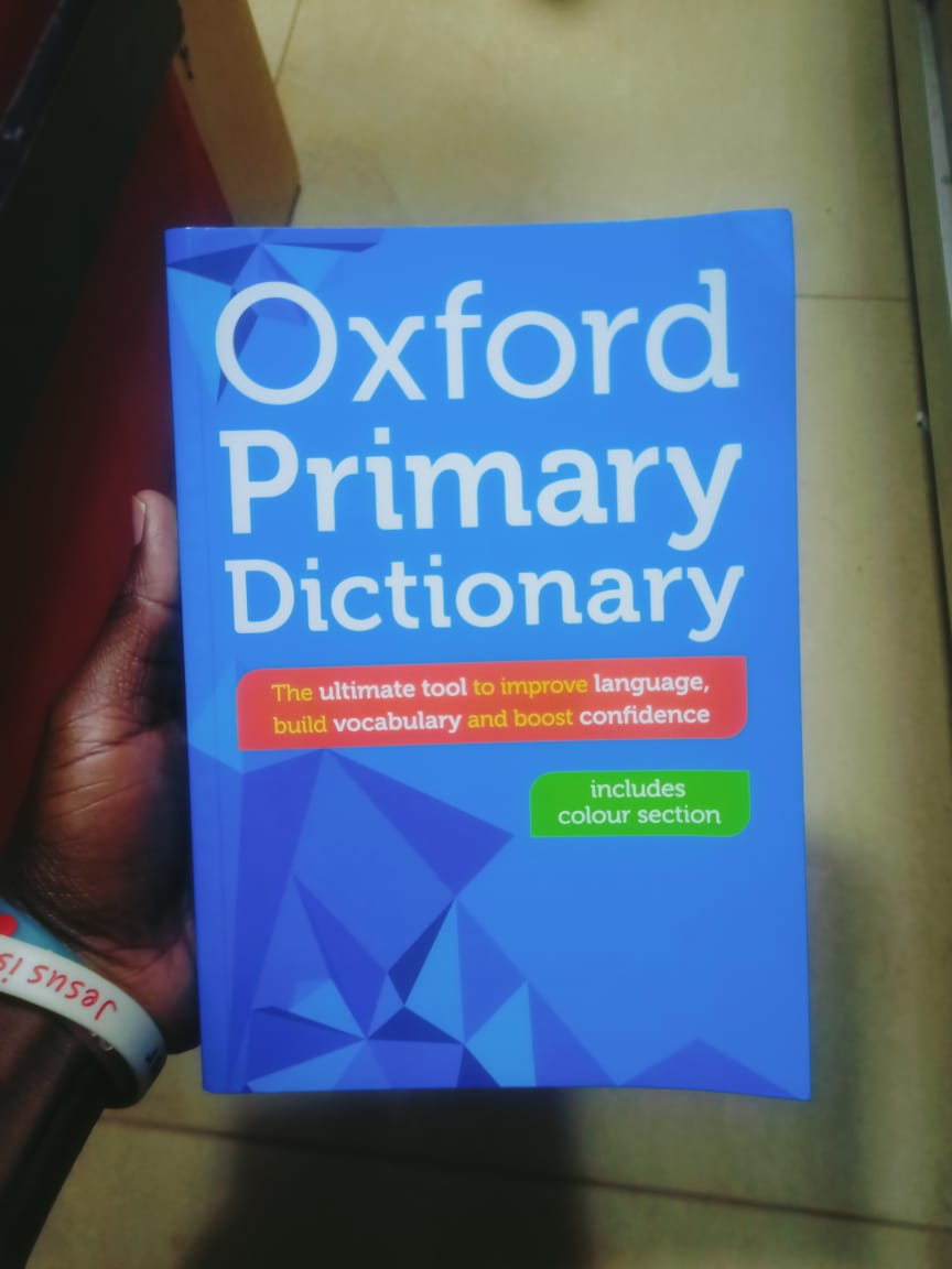 Oxford Primary Dictionary – Boost Vocabulary with 30,000+ Words, Clear Definitions & Curriculum Support for Primary School Pupils
