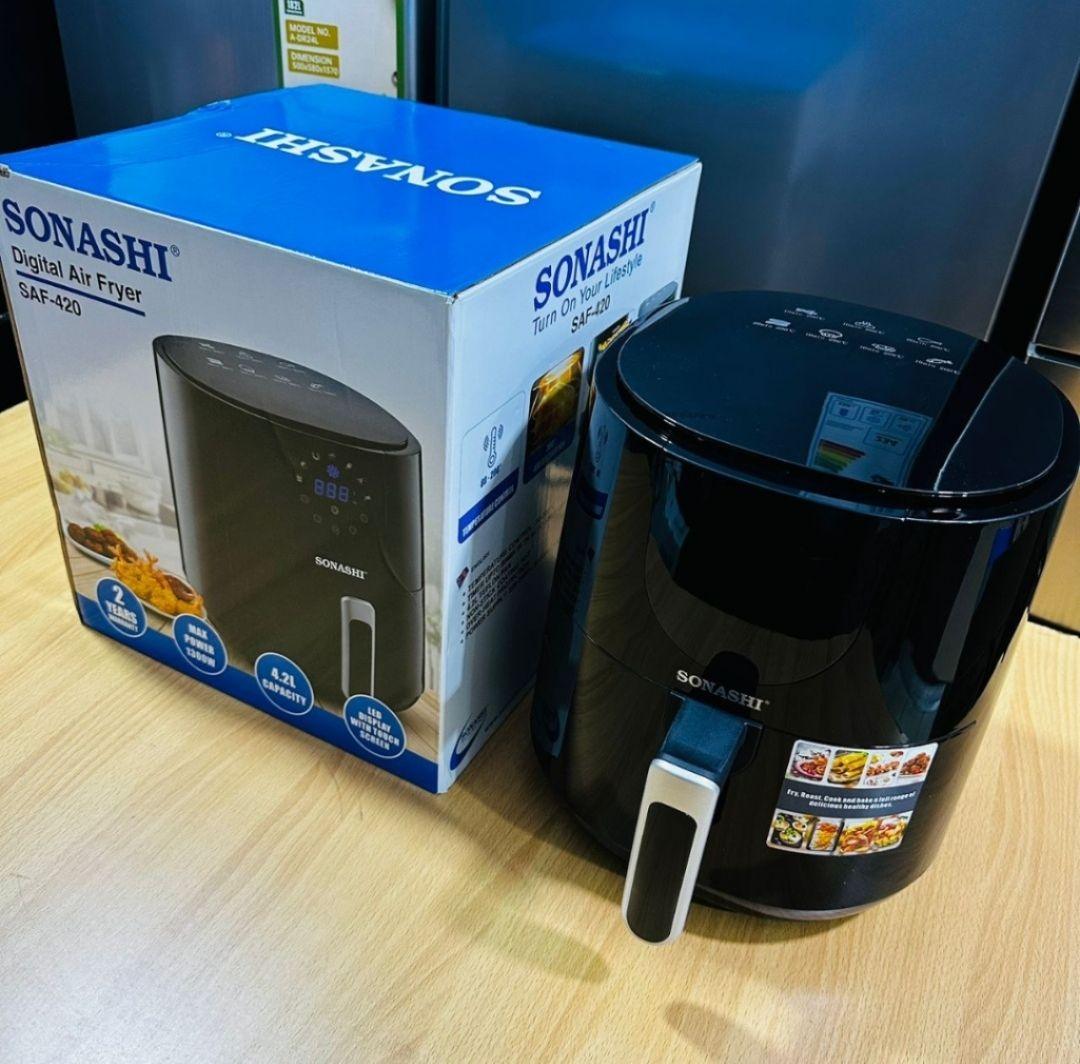 SONASHI SAF-420 Digital Air Fryer – Smart, Healthy & Efficient Cooking - LIFE STORES UGANDA