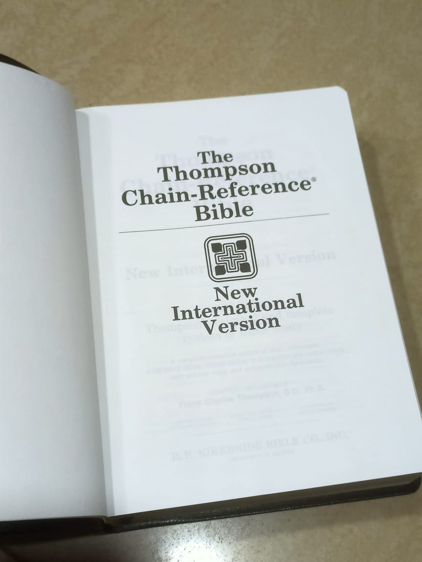 Thompson Chain-Reference Bible NIV | New International Version Red Letter Edition | Complete Topical Study System with 100,000 References