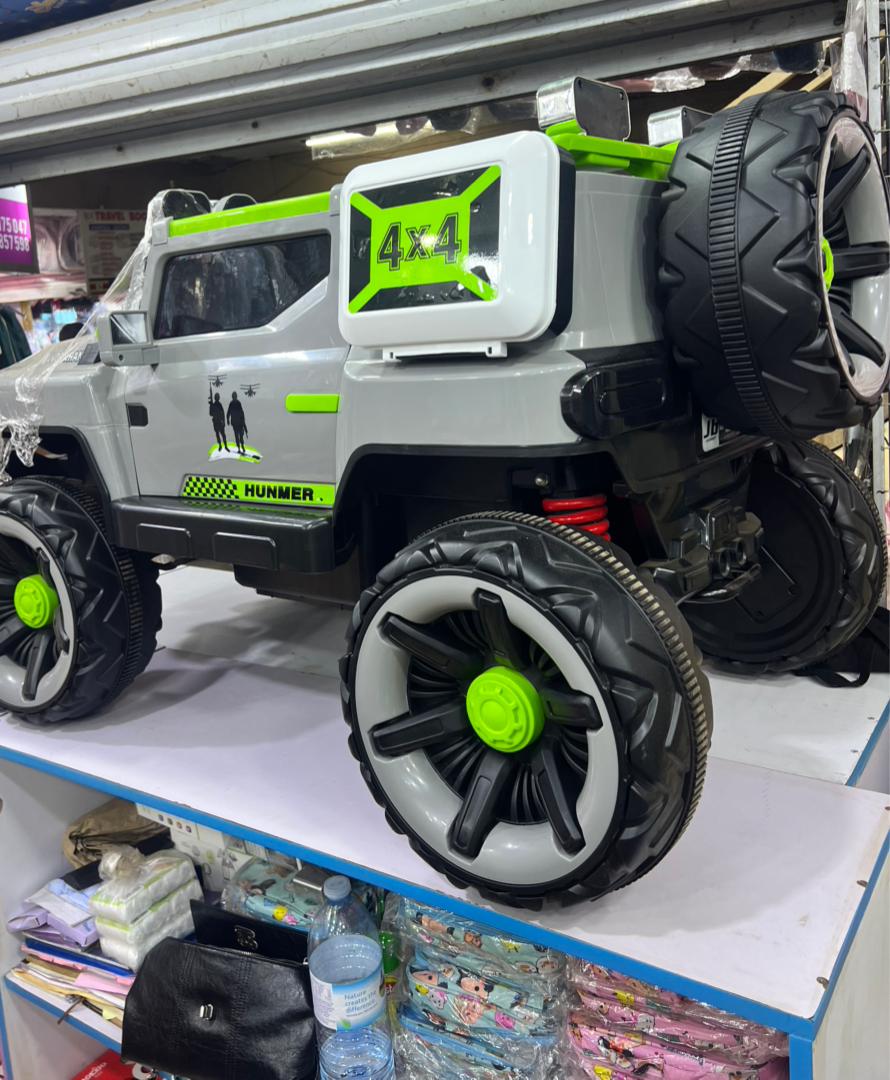 24V 4x4 Ride on Car for Kids - Big Size 4WD Battery Powered Truck w/ Parental Remote Control, Off-Road Electric Vehicle for Boys & Girls