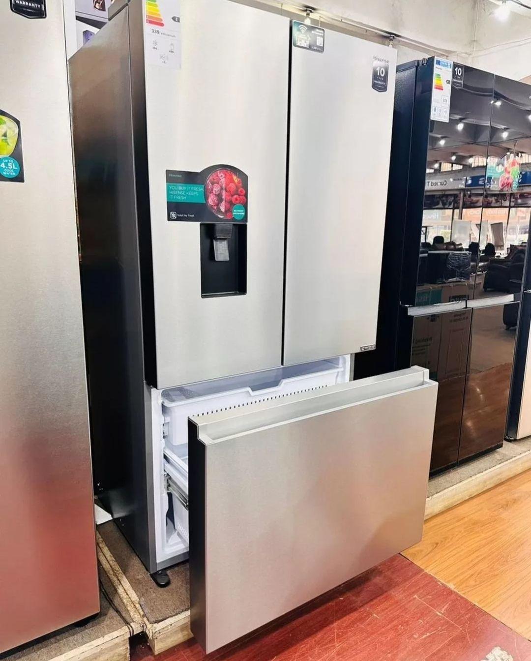 Hisense 820 Litre (Net 635L) French Door Refrigerator with Water Dispenser and Wi-Fi Connectivity (RF-82W42WSR) - LIFE STORES UGANDA