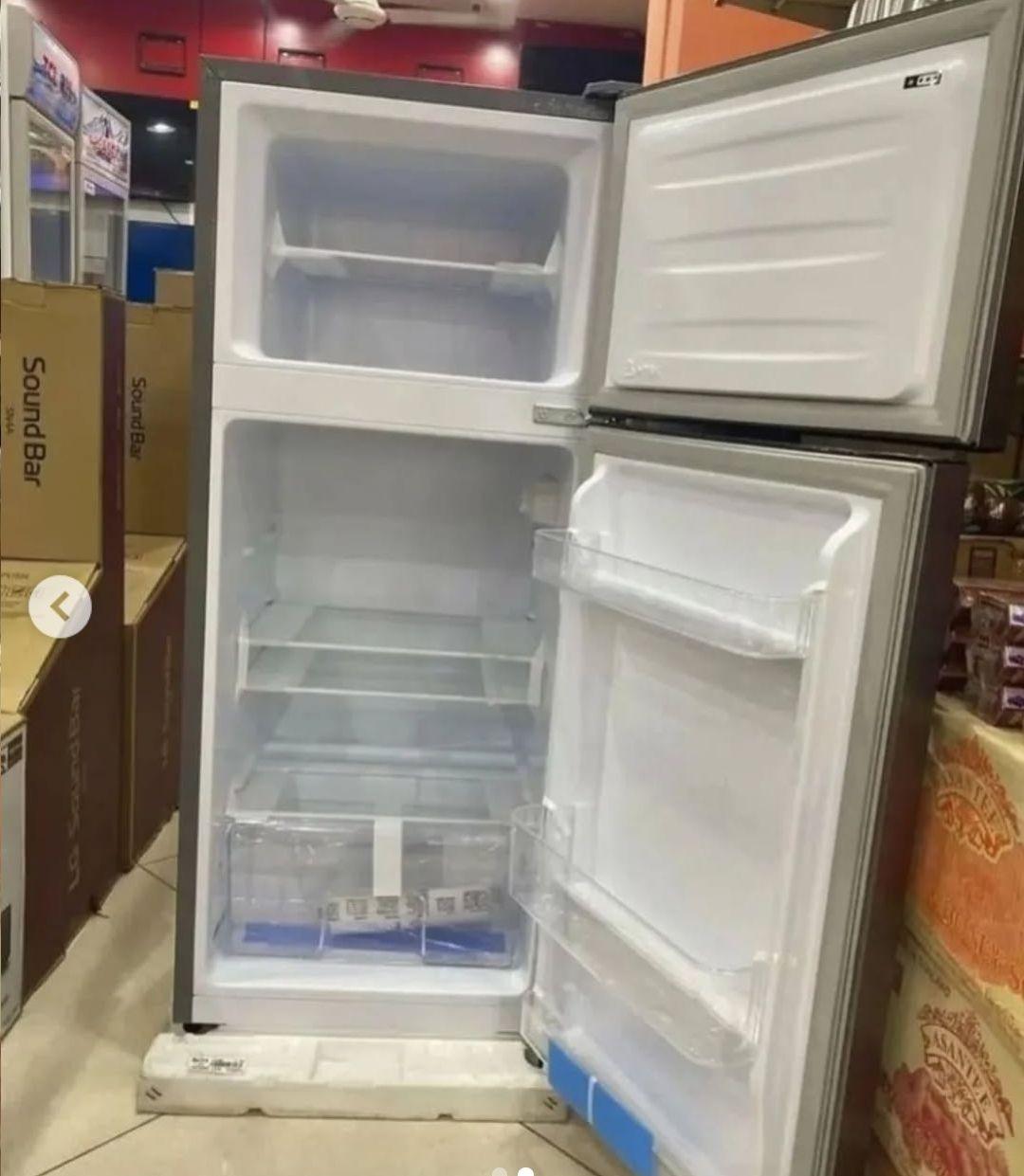 Hisense 160 Litres (Net 120L: 91L Fridge + 29L Freezer) 2-Door Top Freezer Refrigerator, Defrost, Silver | RD-16DR - LIFE STORES UGANDA