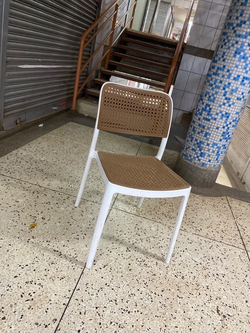 Strong Plastic Chairs – Durable Heavy-Duty Chairs for Home, Office, Events & Business
