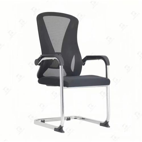 Black Mesh Office Visitor Chair – Padded Seat, Curved Backrest & Chrome Cantilever Base