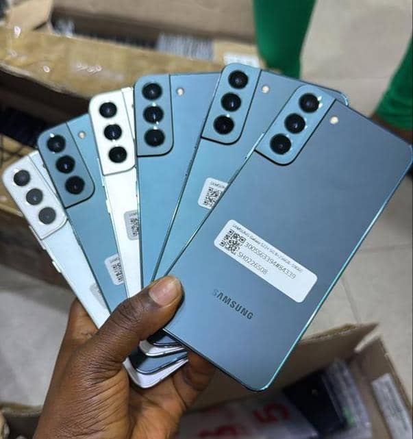 UK Used Samsung Galaxy S22 Plus – 256GB